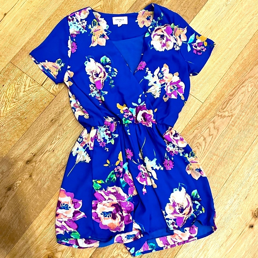 Everly floral summer romper in small